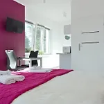 Lc & B52 Apartman *