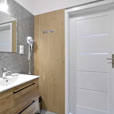 Lc & B52 Апартаменты *